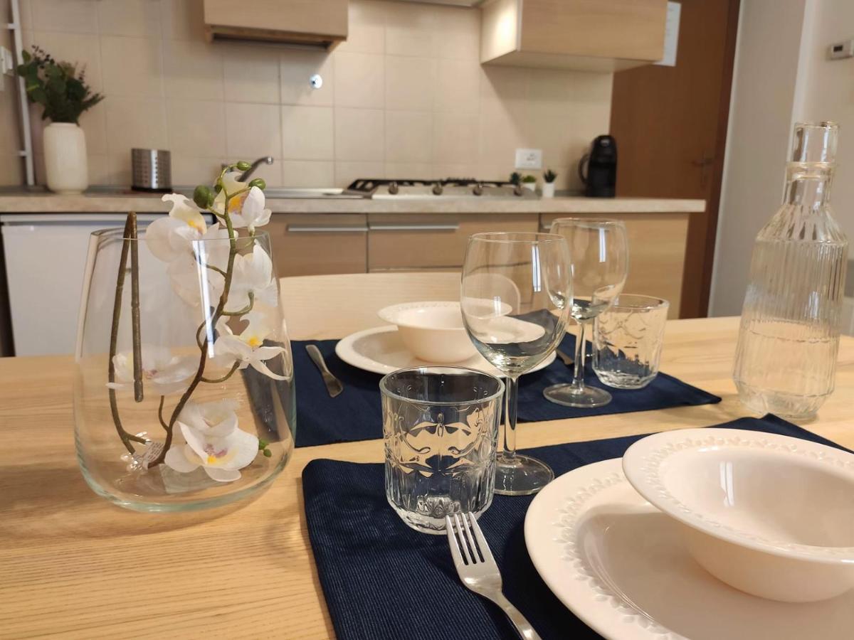 La Casina Al Lago 만델로델라리오 외부 사진